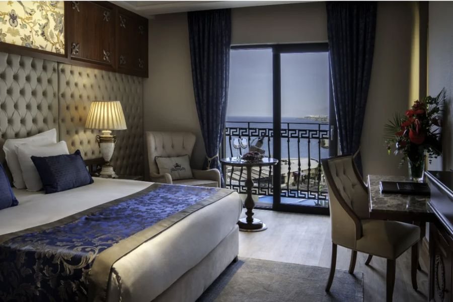 Unigenç Turizm - Lord's Palace Hotel SPA Casino