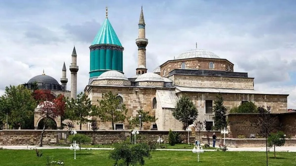Unigenç Turizm - Sille Köyü - Tropikal Kelebekler Vadisi - Konya Mevlana Turu Günübirlik